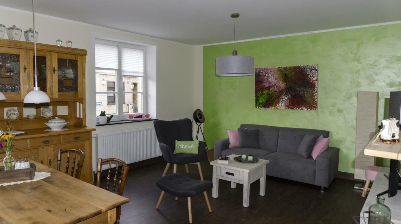 Ferienhaus Alte Schule Volkesfeld Buitenkant foto